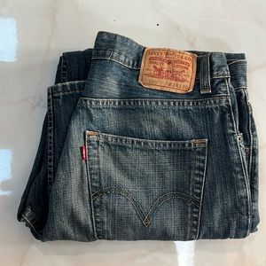 Levi’s 569 loose fit jeans. 34x30.